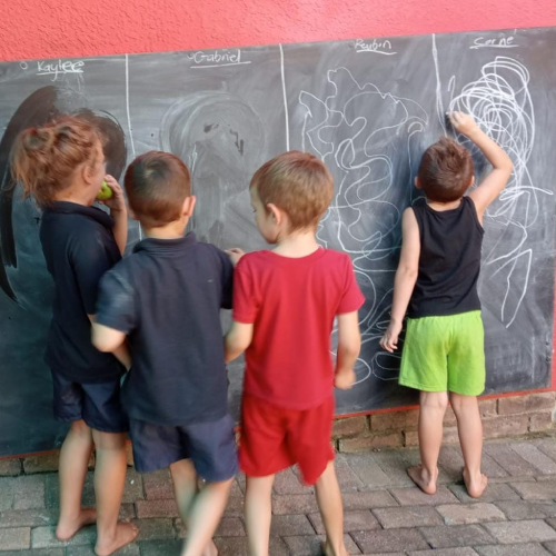kids drawing
